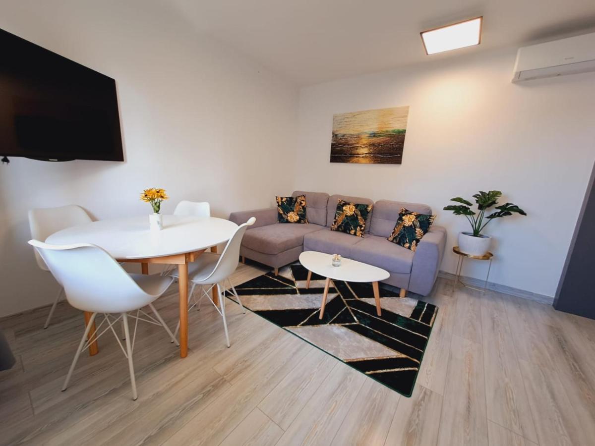 Limanowa Sunriser Apartment Exterior photo